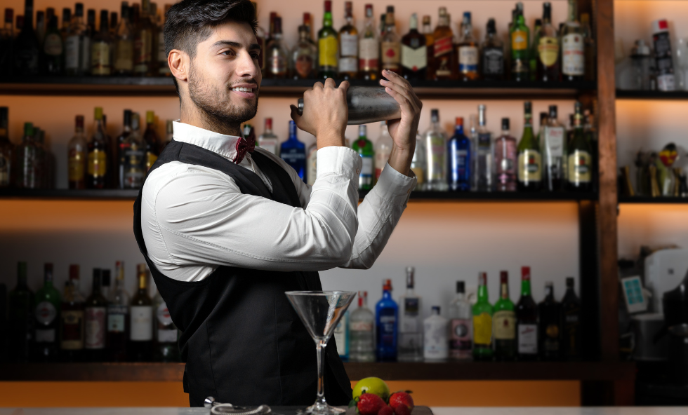 How-to-Shake-a-Cocktail-Like-a-Mixologist-fnb-daily