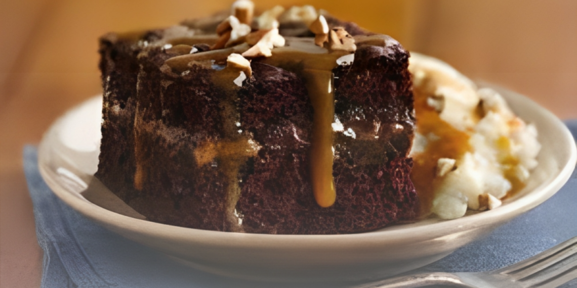 chocolate turtle cake