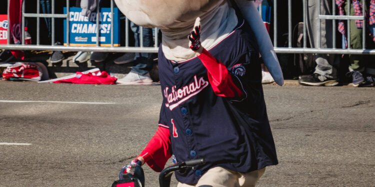 A list of Restaurants and Bars You Can't-Miss in NYC-fnb-daily